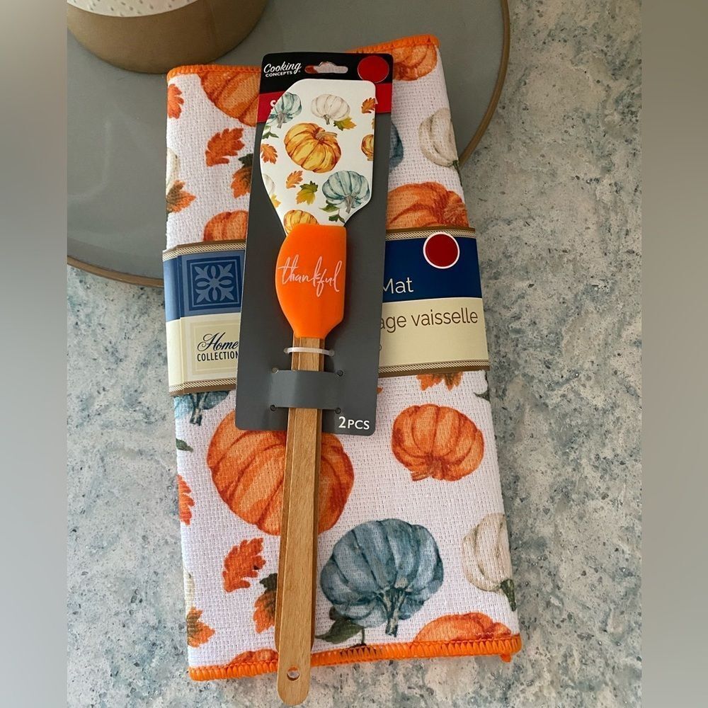 Home Collection 12x18” Pumpkin Harvest Drying mat WithThankful Spatula Set